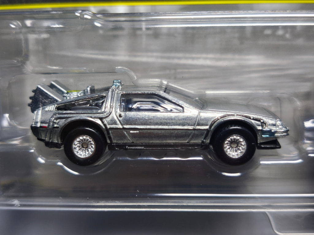 Hot Wheels Premium 2-pack BTTF time machine 1987 Toyota Pickup (Cart)