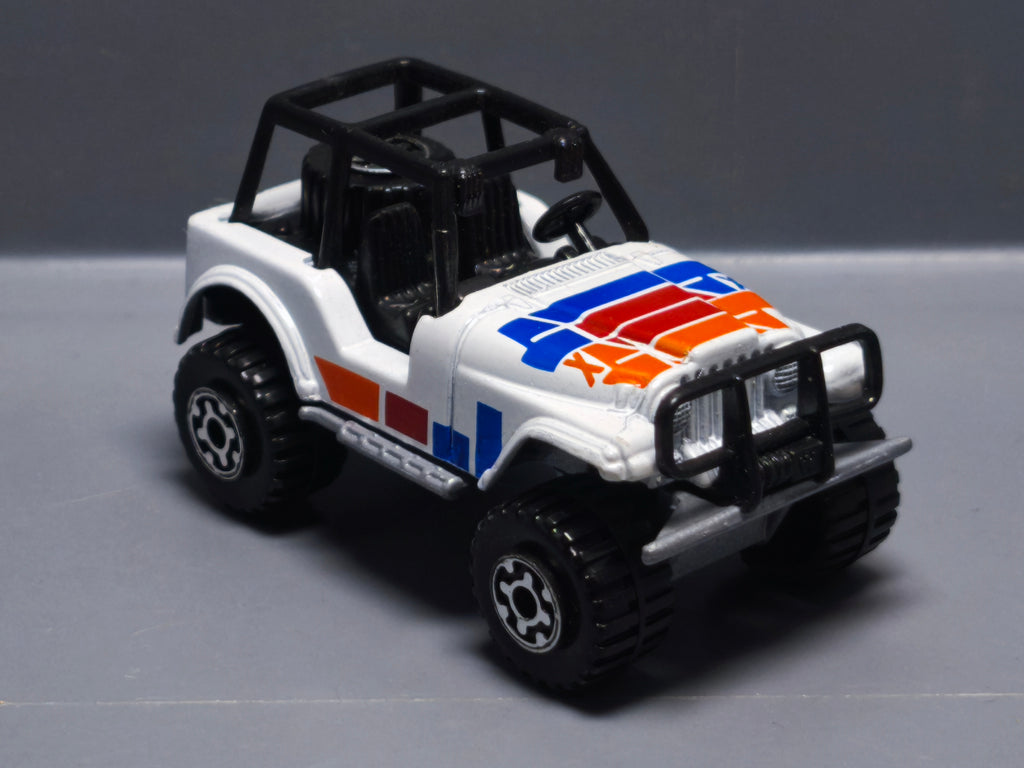 Matchbox 1987 mainline  Jeep 4X4 sans antenne   (A31)
