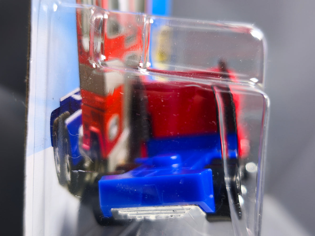 Hot Wheels Optimus Prime Transformers 2026-027 (NP36)
