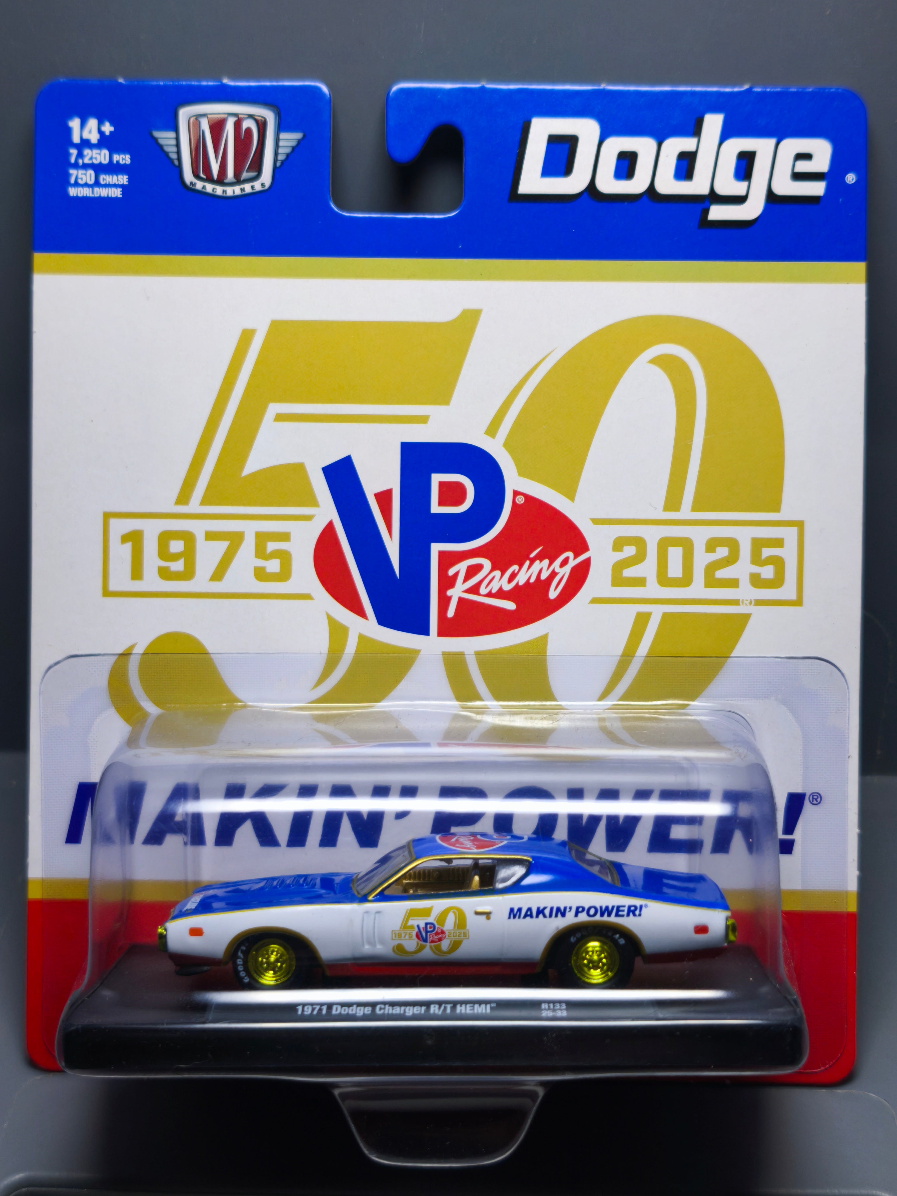 M2 Machines VP Racing 1971 Dodge Charger R/T hemi Chase 750 pcs (NG58)