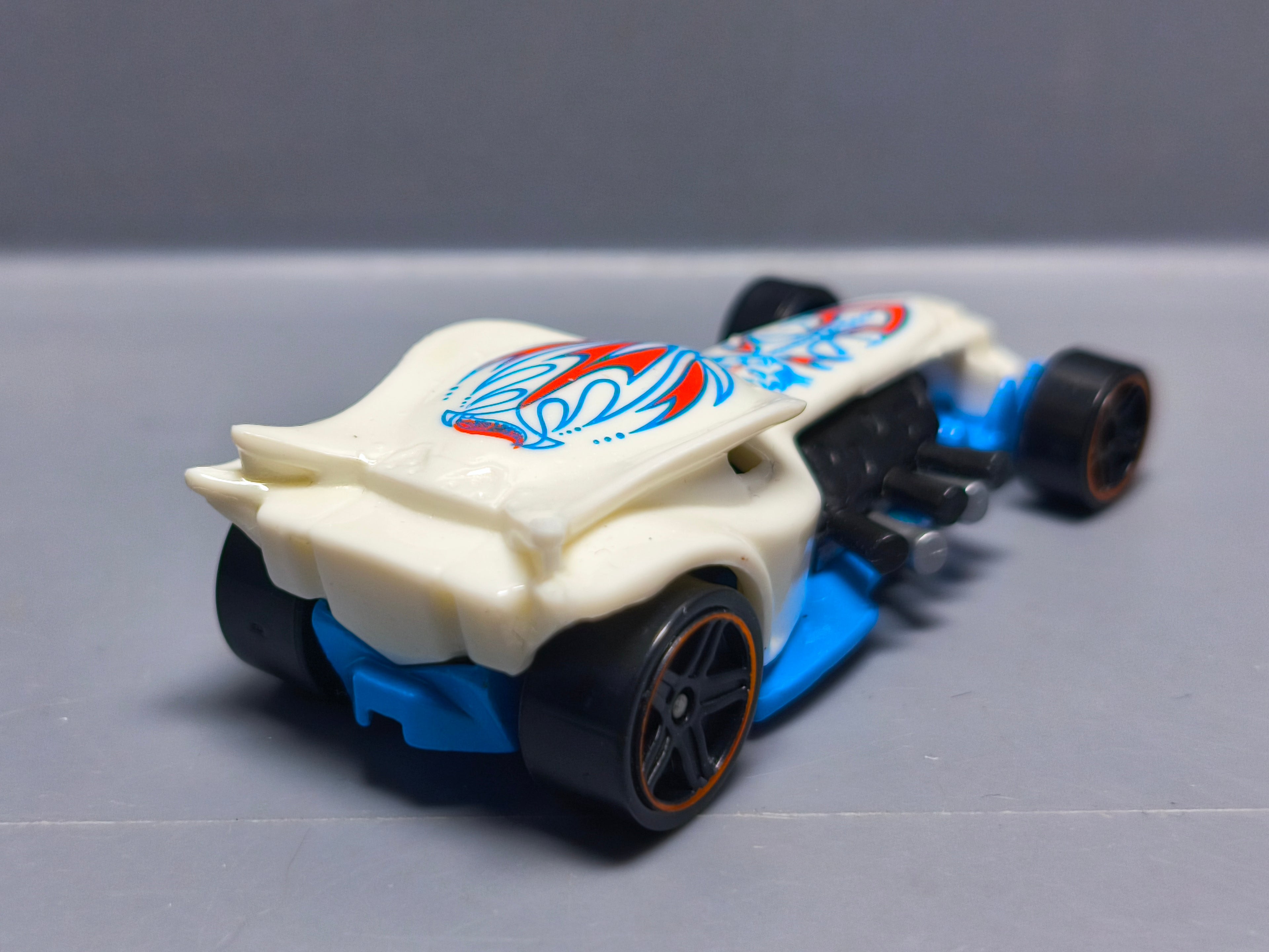 Hot Wheels 2013 mainline 055 Bad ratitude (A06)