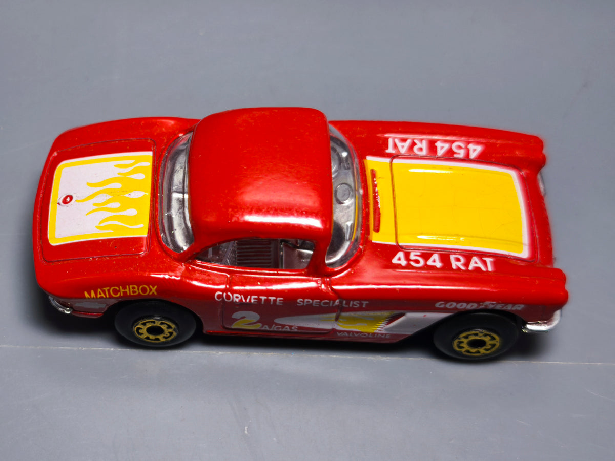 Matchbox 1983 mainline  1962 chevrolet corvette version jantes gold  (A06)