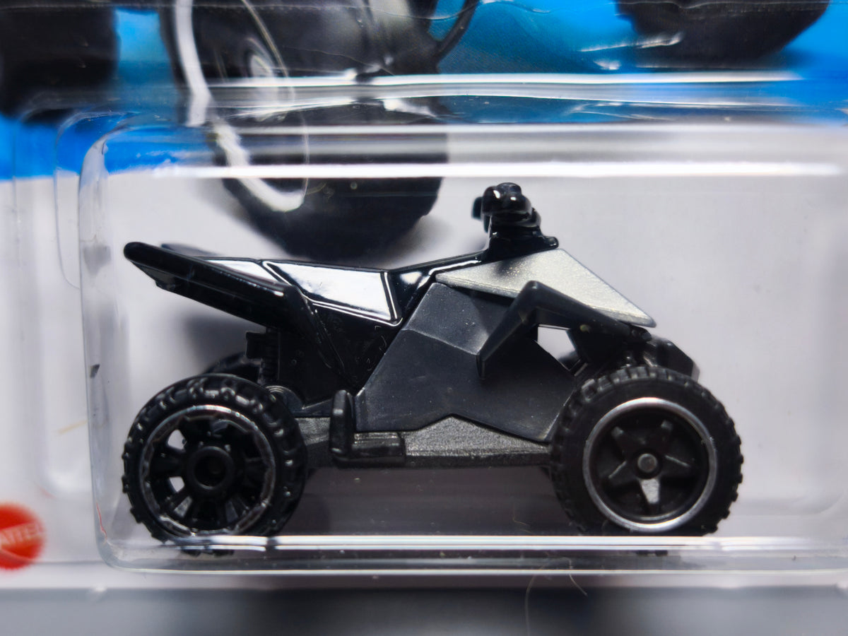 Hot Wheels Tesla cyberquad 2025-082 (NP09)