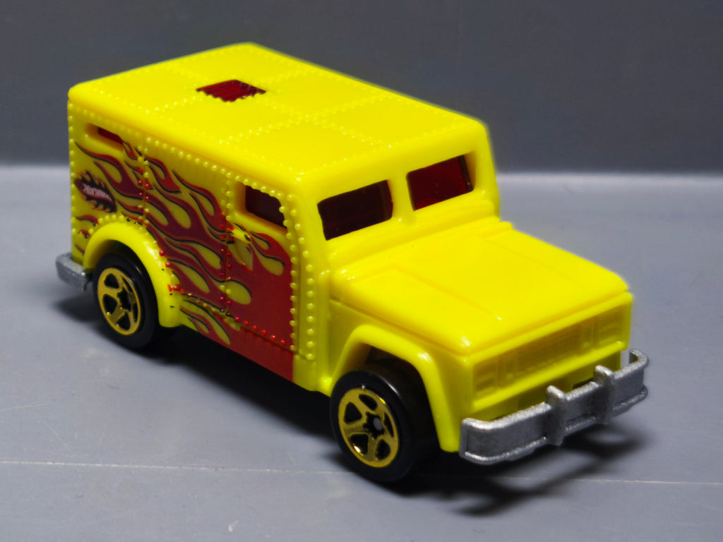 Hot Wheels 2004 multipack  Armored truck     (A22)