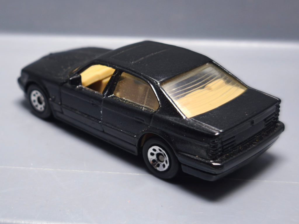 Matchbox 1987 mainline  BMW 5 Series     (A24)