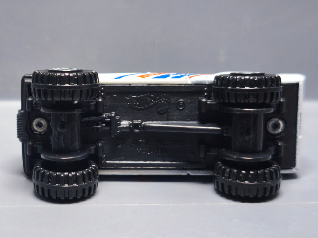 Hot Wheels Nissan hardbody version CTS 1990-021 (A16)