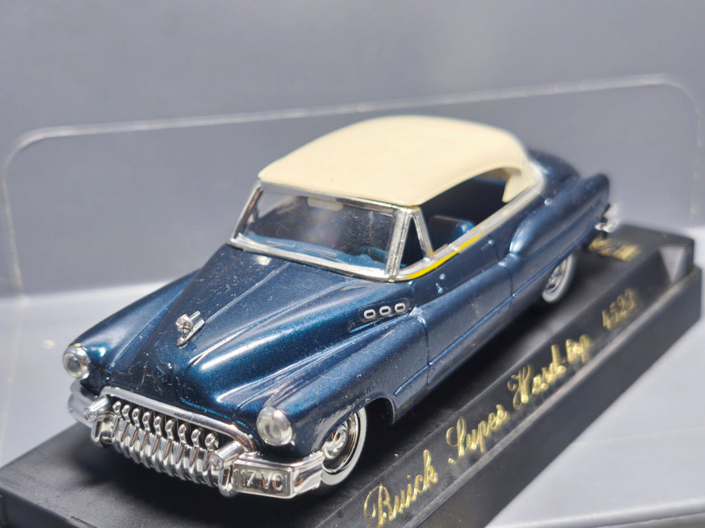 Solido 1/43 L'âge d'or  Buick super hard top   ⚠️ la boîte plexy est jaunie (CT09)
