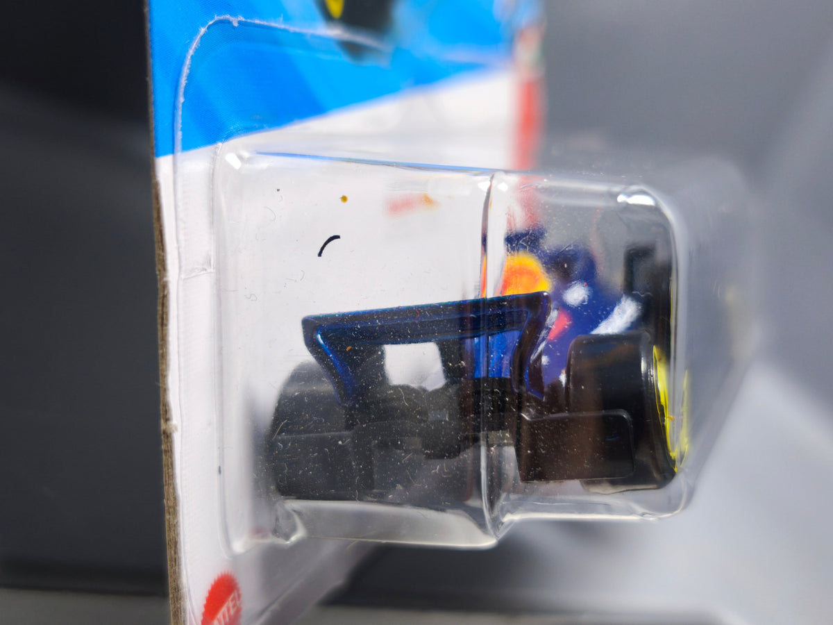 Hot Wheels Oracle Red Bull racing formula 1 2025-059 (NP09)