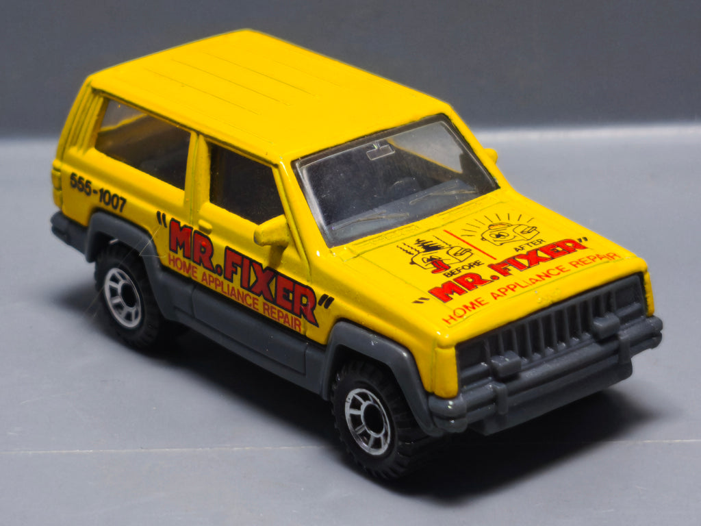Matchbox 1988 mainline  Jeep cherokee  version  base brillante   (A31)