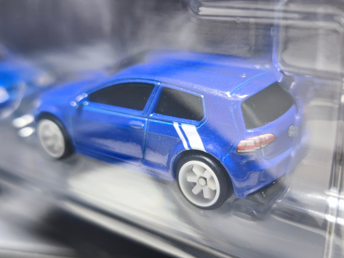 Hot Wheels Premium 2-pack 2004 Volkswagen Golf R32 - MK7 (CT12)