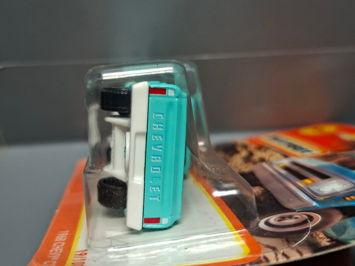 Matchbox 1968 chevy c10  Collector 10 (NP31)