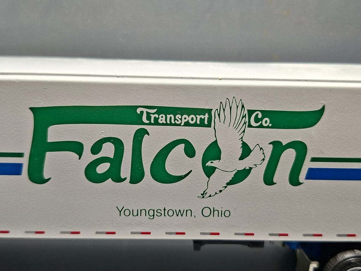 ERTL White GMC aero integral Falcon (NP25)