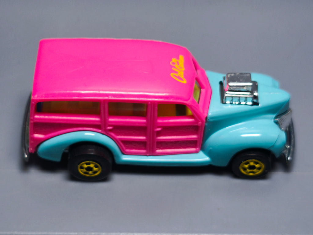 Hot Wheels 1990 california custom  40's woodie   (A29)