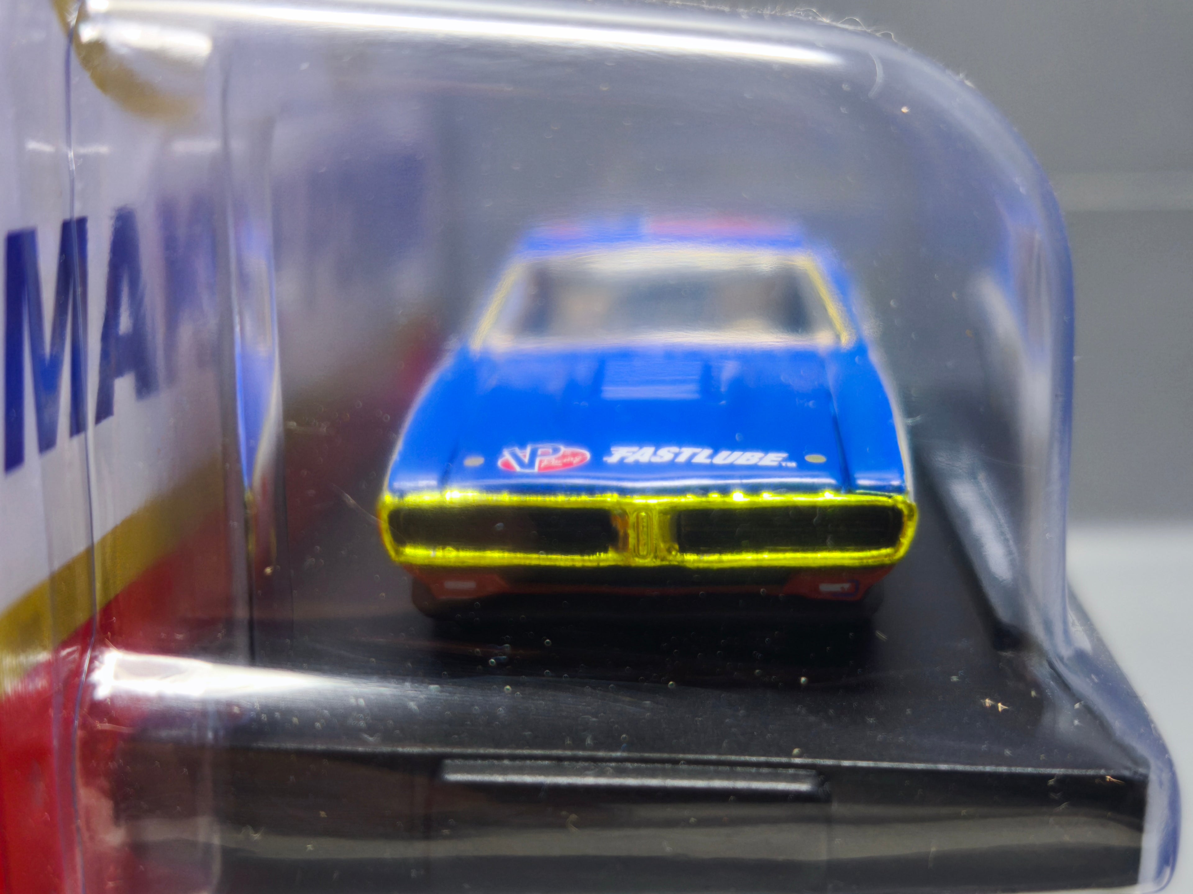 M2 Machines VP Racing 1971 Dodge Charger R/T hemi Chase 750 pcs (NG58)
