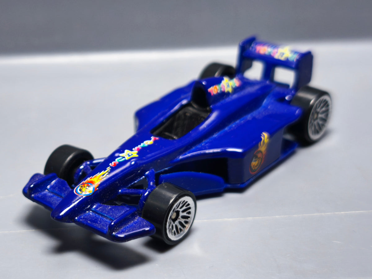 Hot Wheels 2000 promo toys r us GP-2009  (A18)