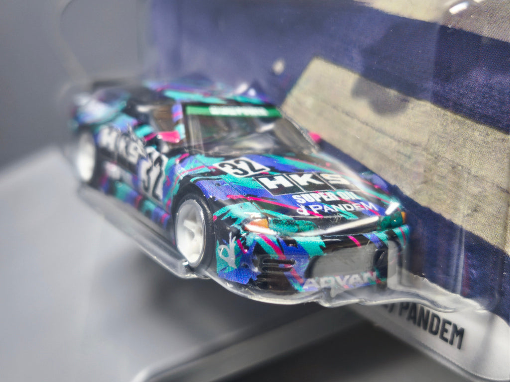 Hot Wheels Boulevard Nissan Skyline GT-R (R32) Pandem HKS Advan (NG03)