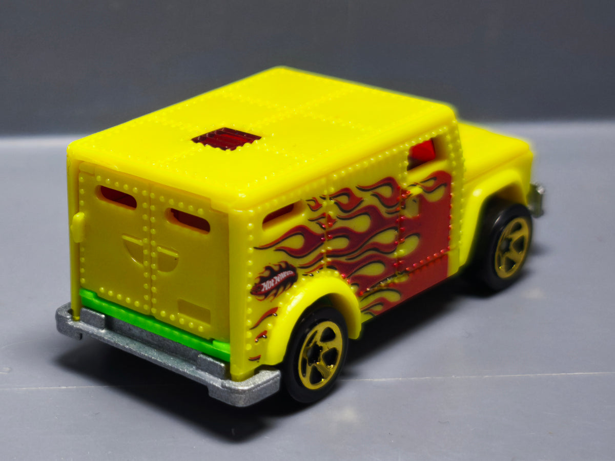 Hot Wheels 2004 multipack  Armored truck     (A22)