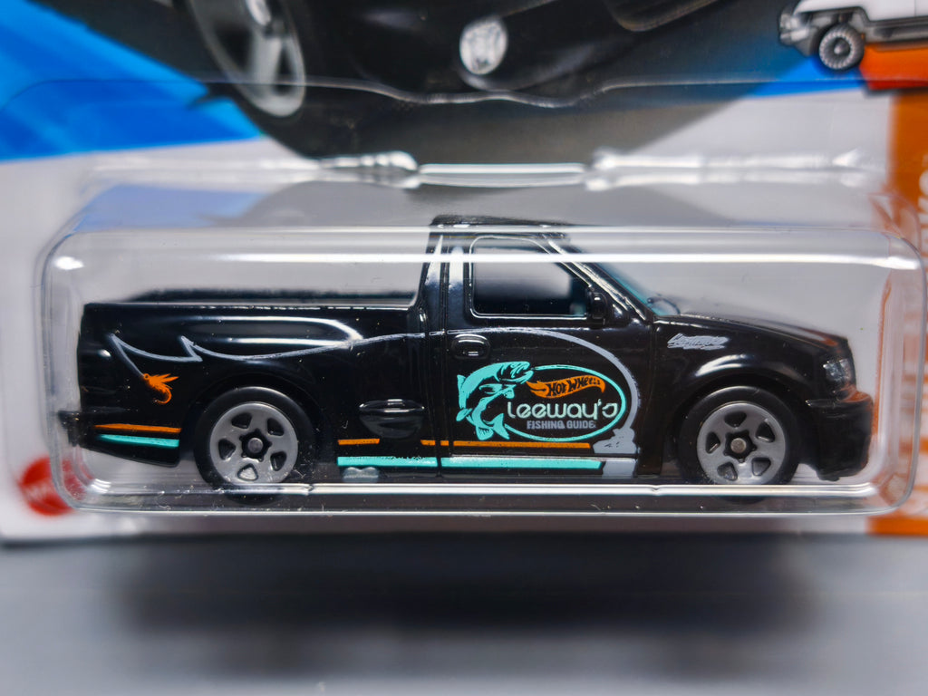 Hot Wheels '99 Ford F-150 SVT lightning 2025-094 (NP09)