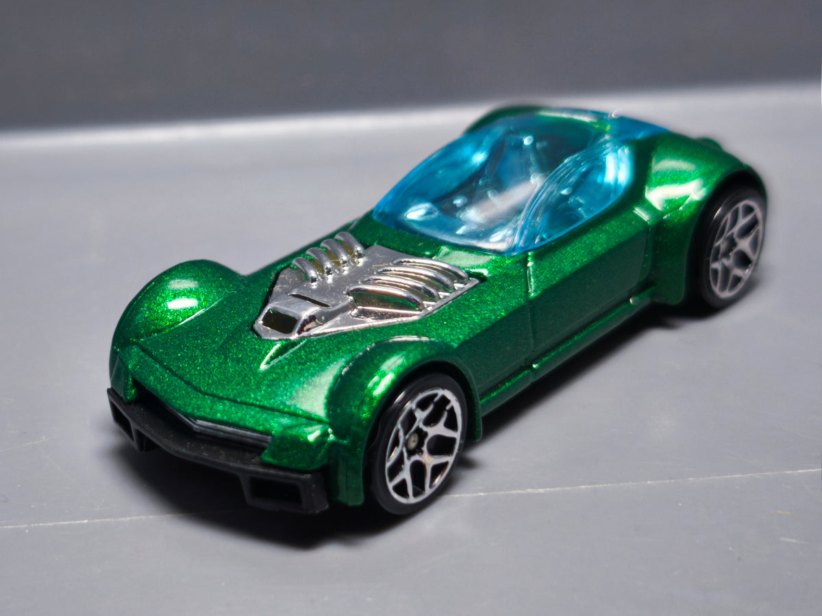 Hot Wheels First Editions Ballistik 2002-053  (A16)