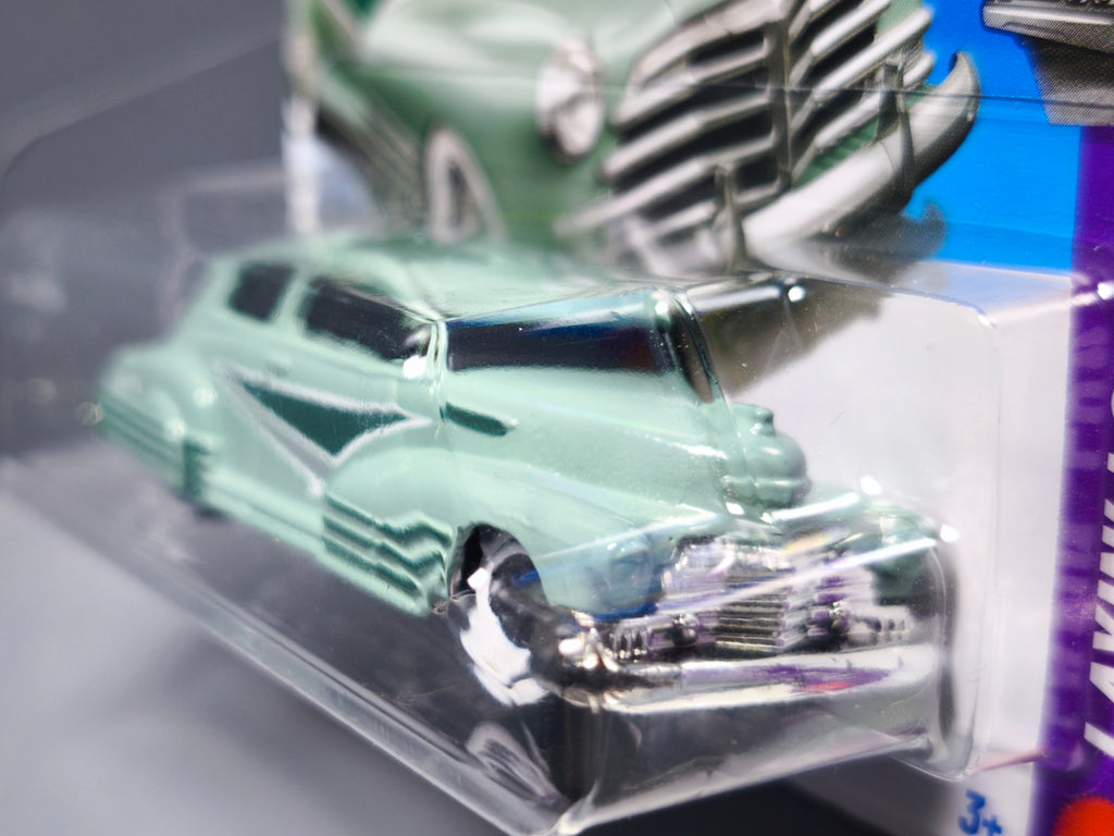 Hot Wheels '47 Chevy Fleetline 2026-045 (NP36)