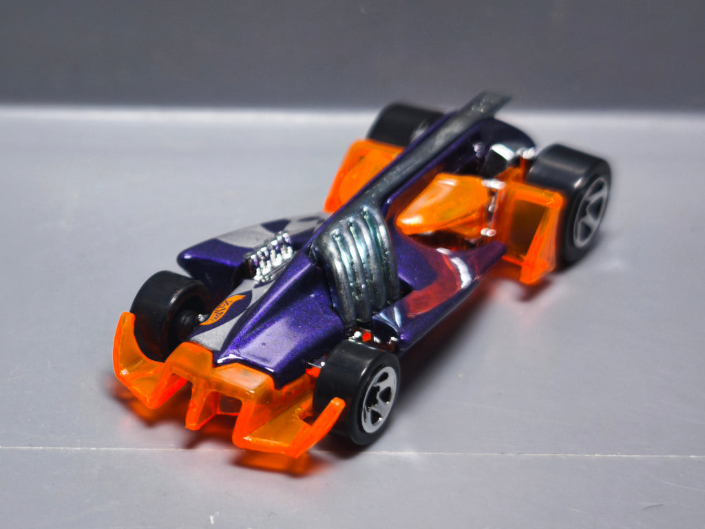 Hot Wheels Vulture Roadster 2001-032 (A04)