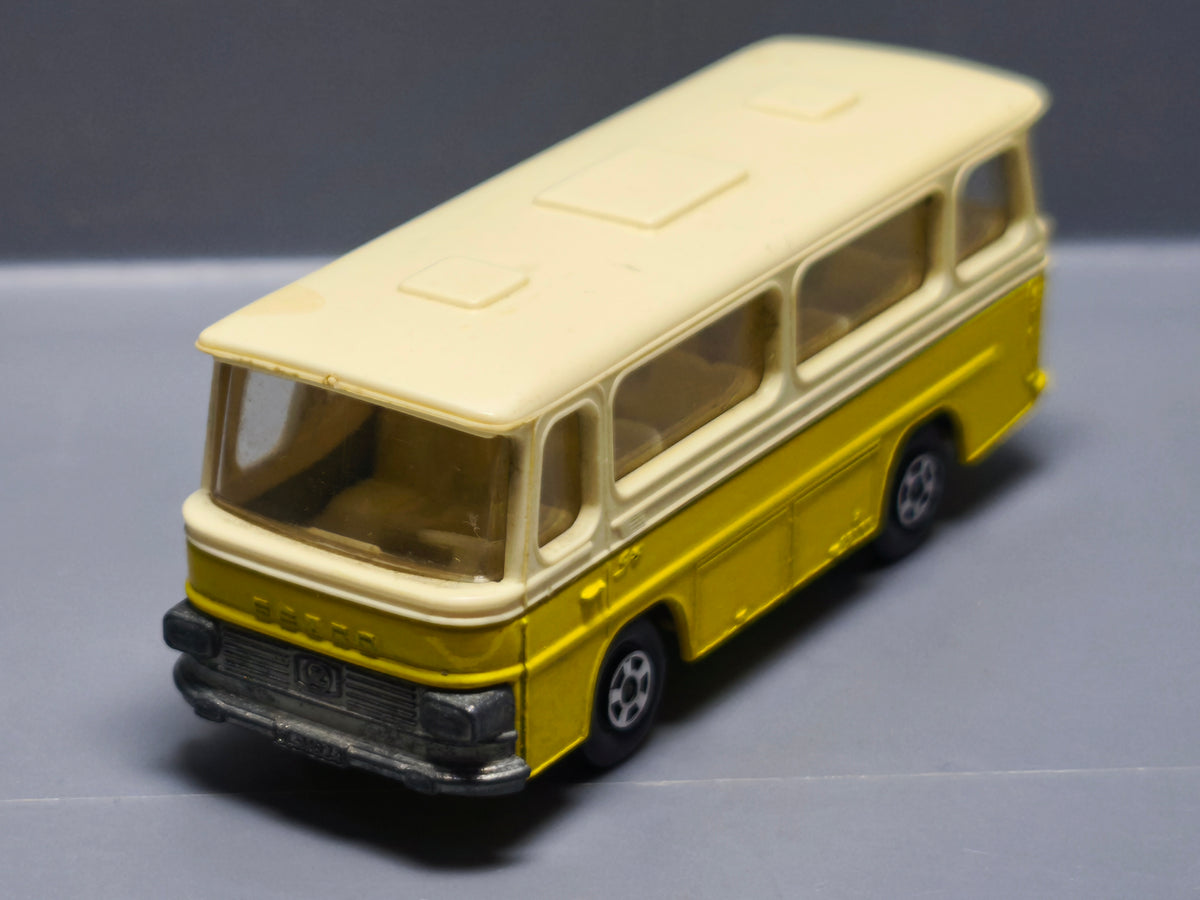 Matchbox lesney  Setra coach version jaune vitres claires  (A18)