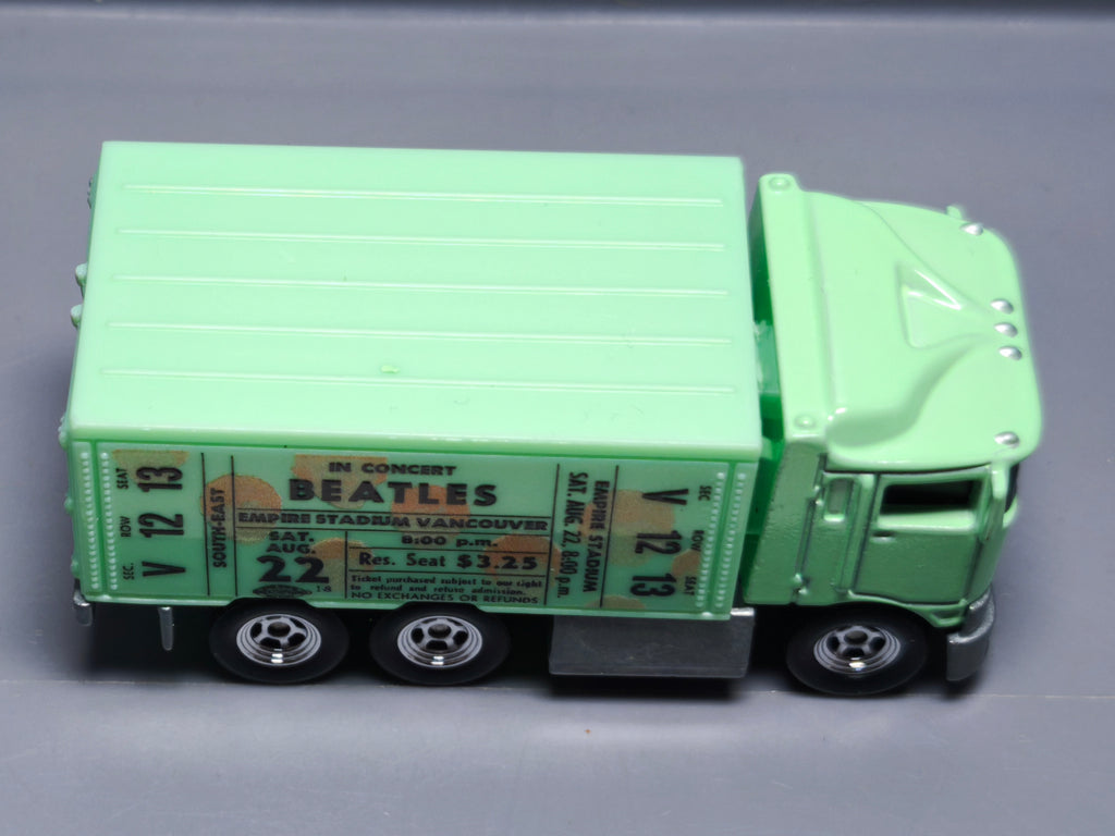 Hot Wheels 2024 pop culture the Beatles  Hiway hauler    (A29)