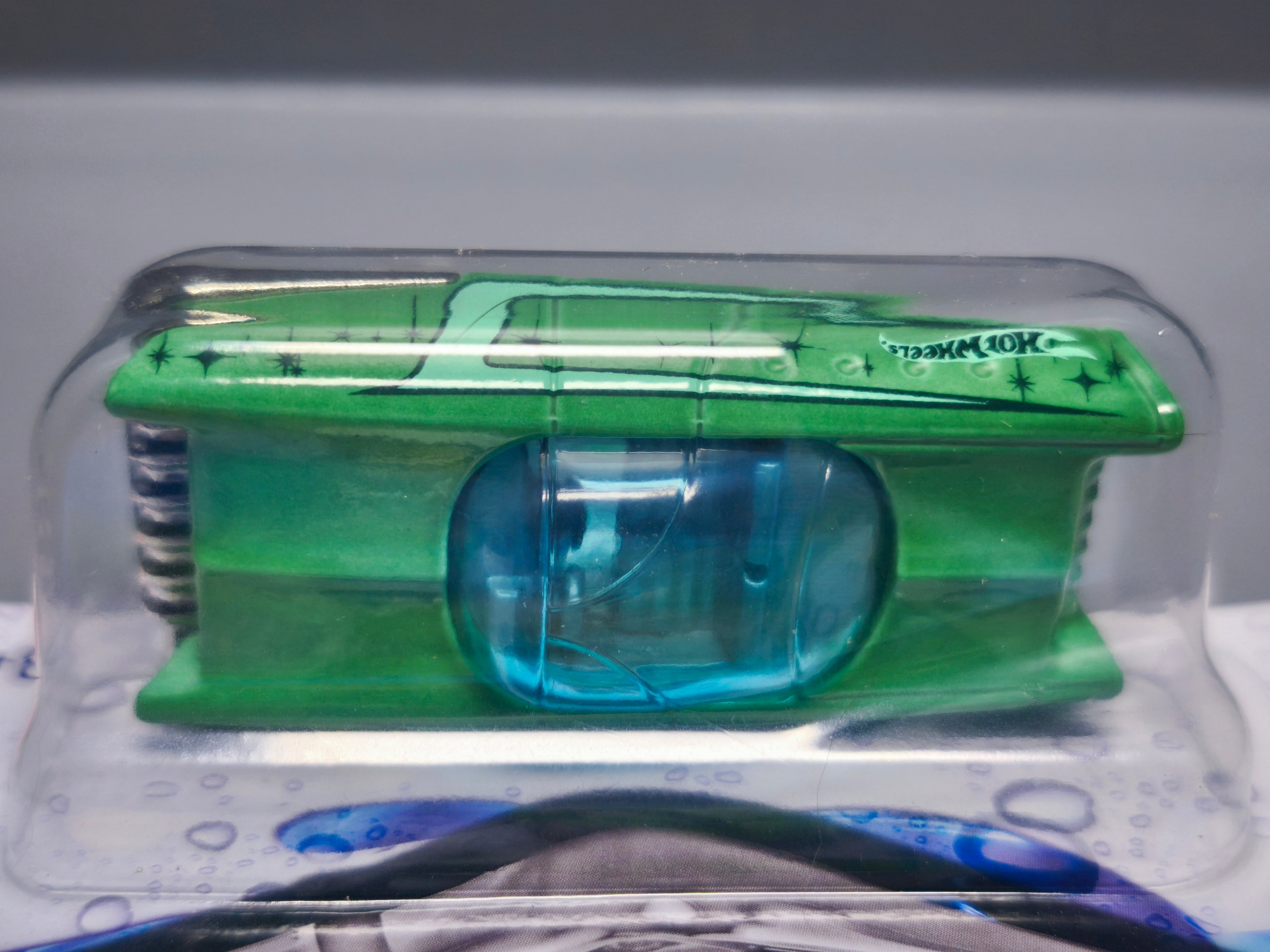 Hot Wheels color shifters Mattel Dream Mobile (NG08)