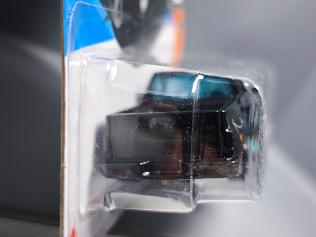 Hot Wheels '99 Ford F-150 SVT lightning 2025-094 (NP09)