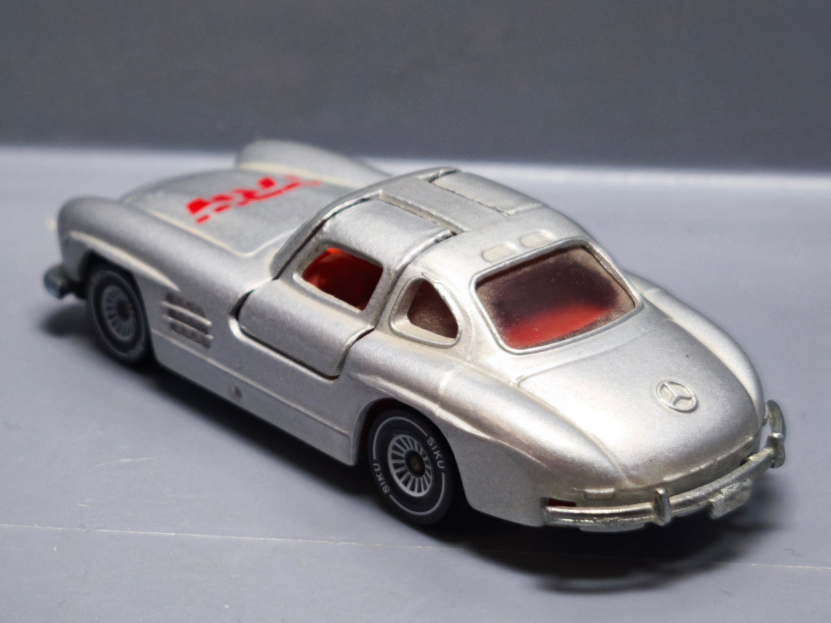 Siku  TRW Mercedes benz 300 SL    (A19)