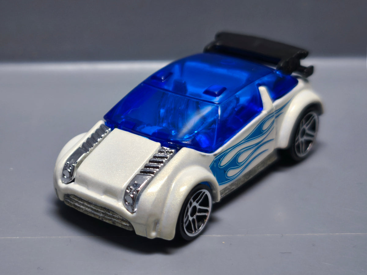 Hot Wheels 2007 deluxe collector exclusive Target  Super gnat   (A28)
