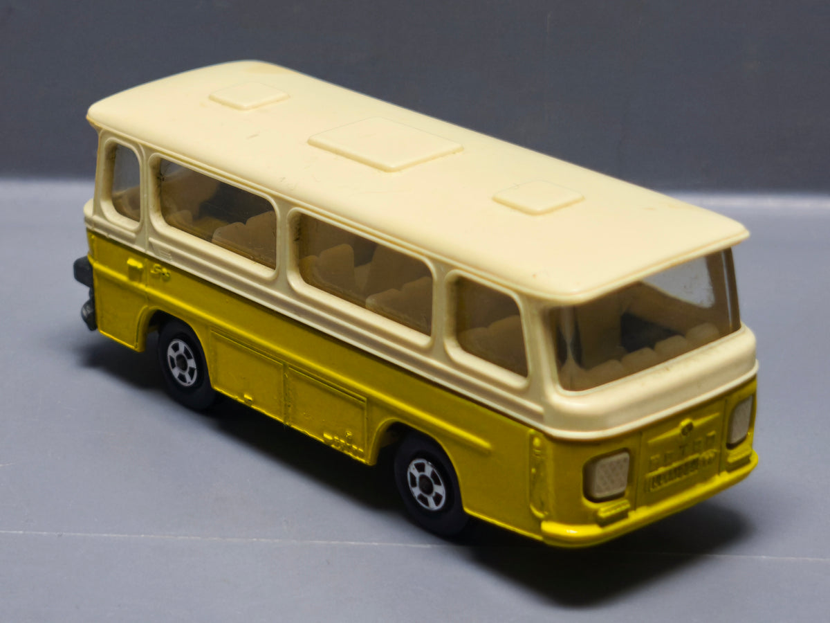 Matchbox lesney  Setra coach version jaune vitres claires  (A18)
