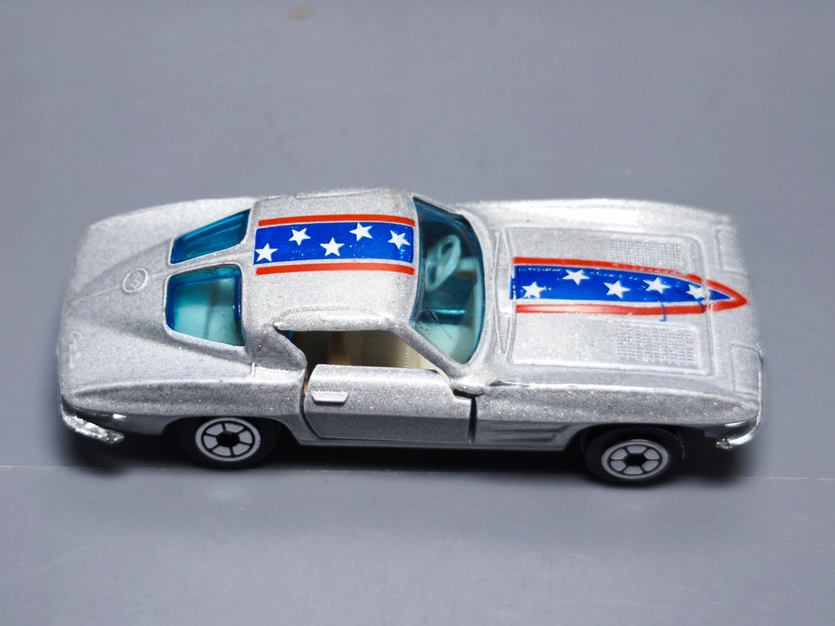Yatming  Road tough 63 corvette   (A30)