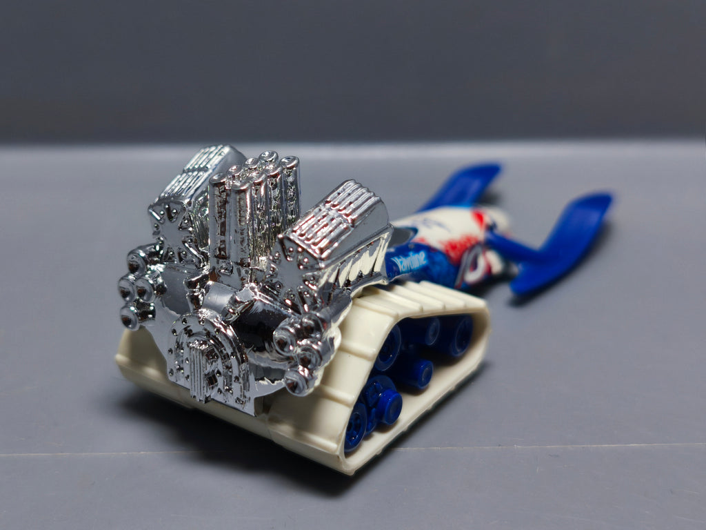 Hot Wheels 2001 racing Snowmobile (A09)