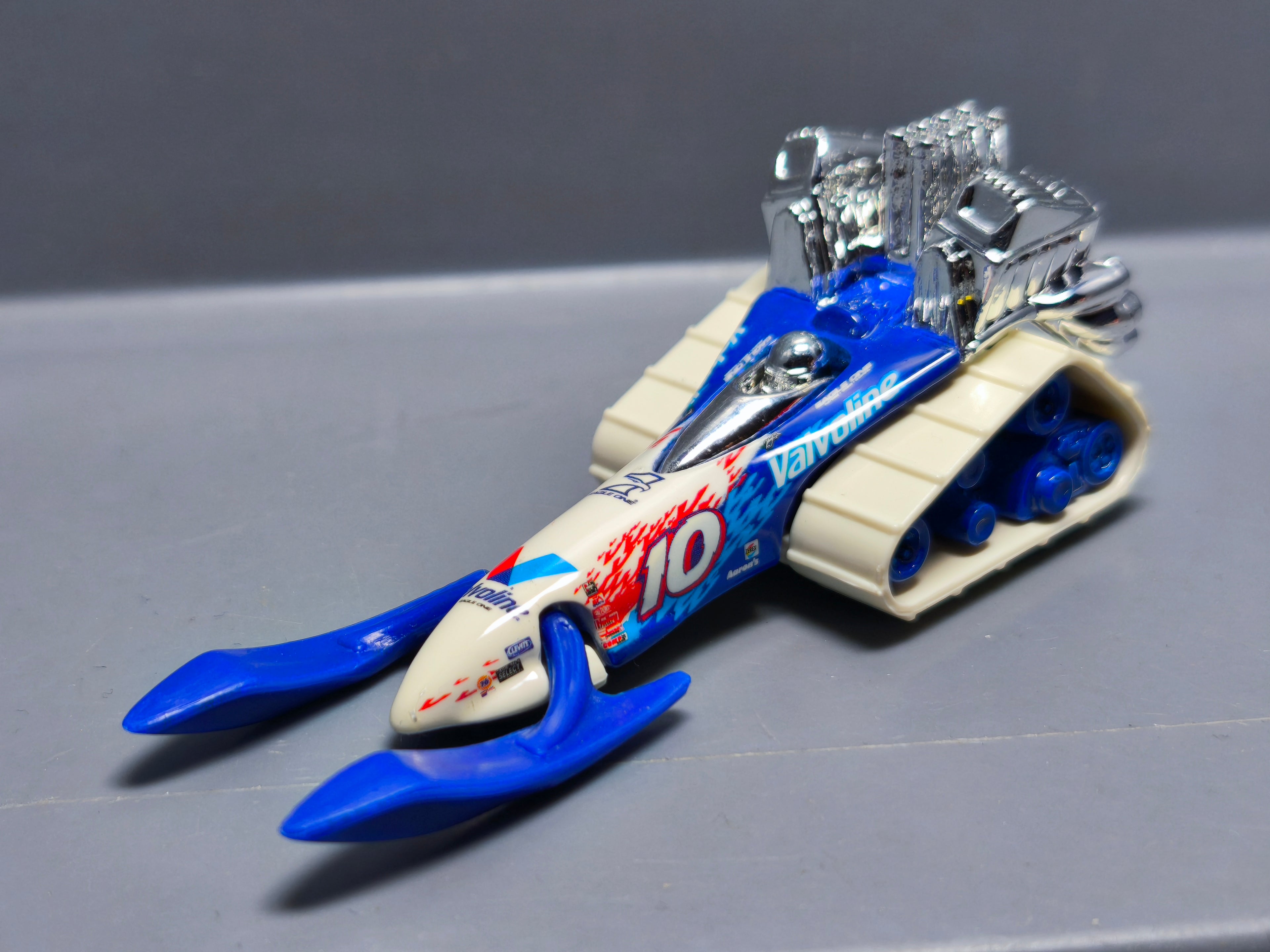 Hot Wheels 2001 racing Snowmobile (A09)