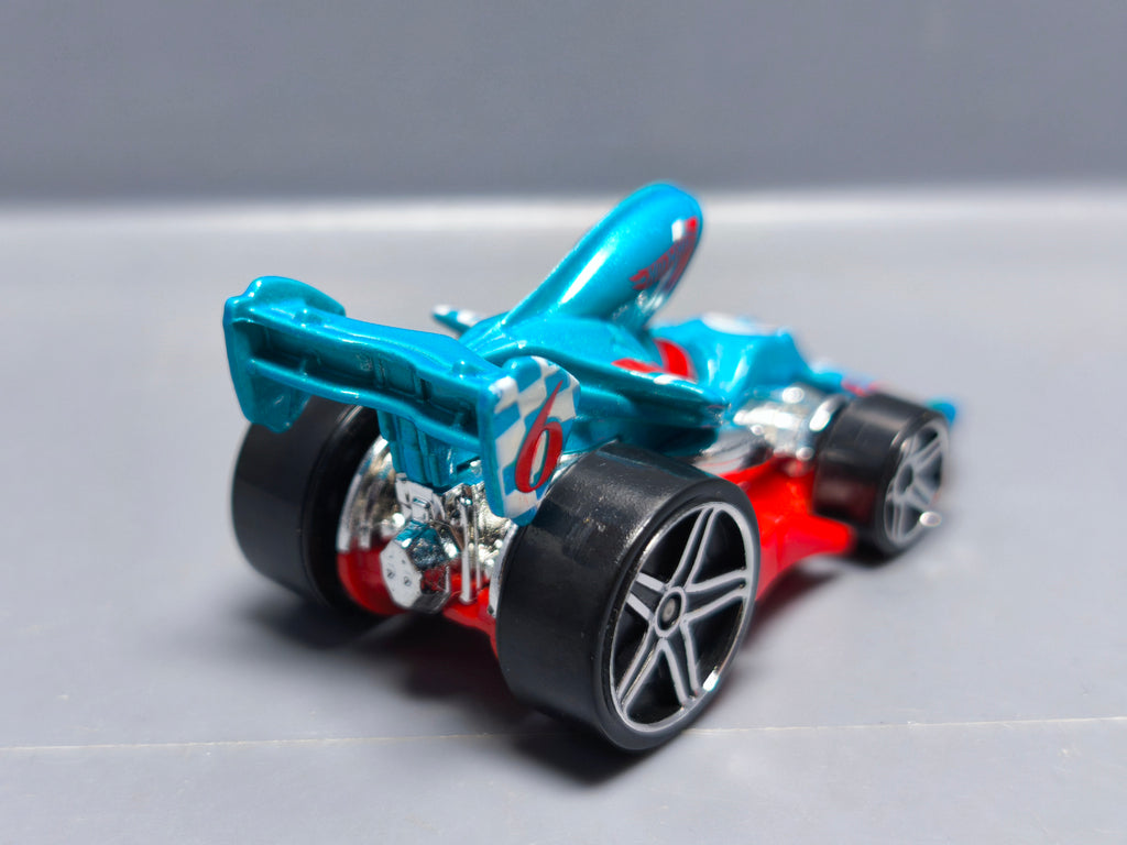 Hot Wheels Tarmac attack 2013-130   (A09)