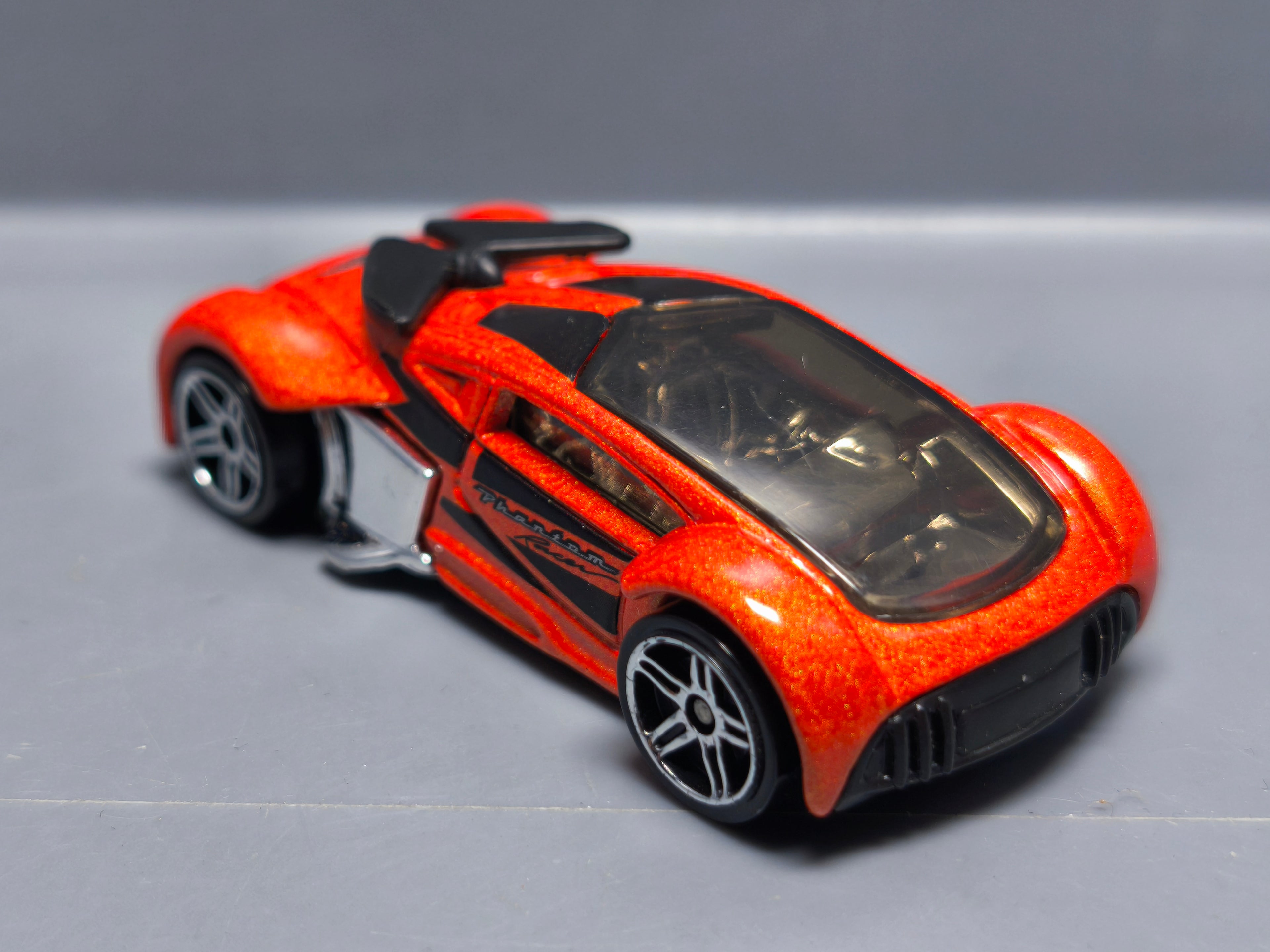 Hot Wheels Phantom racer version orange métallisé 2005-177 (A09)