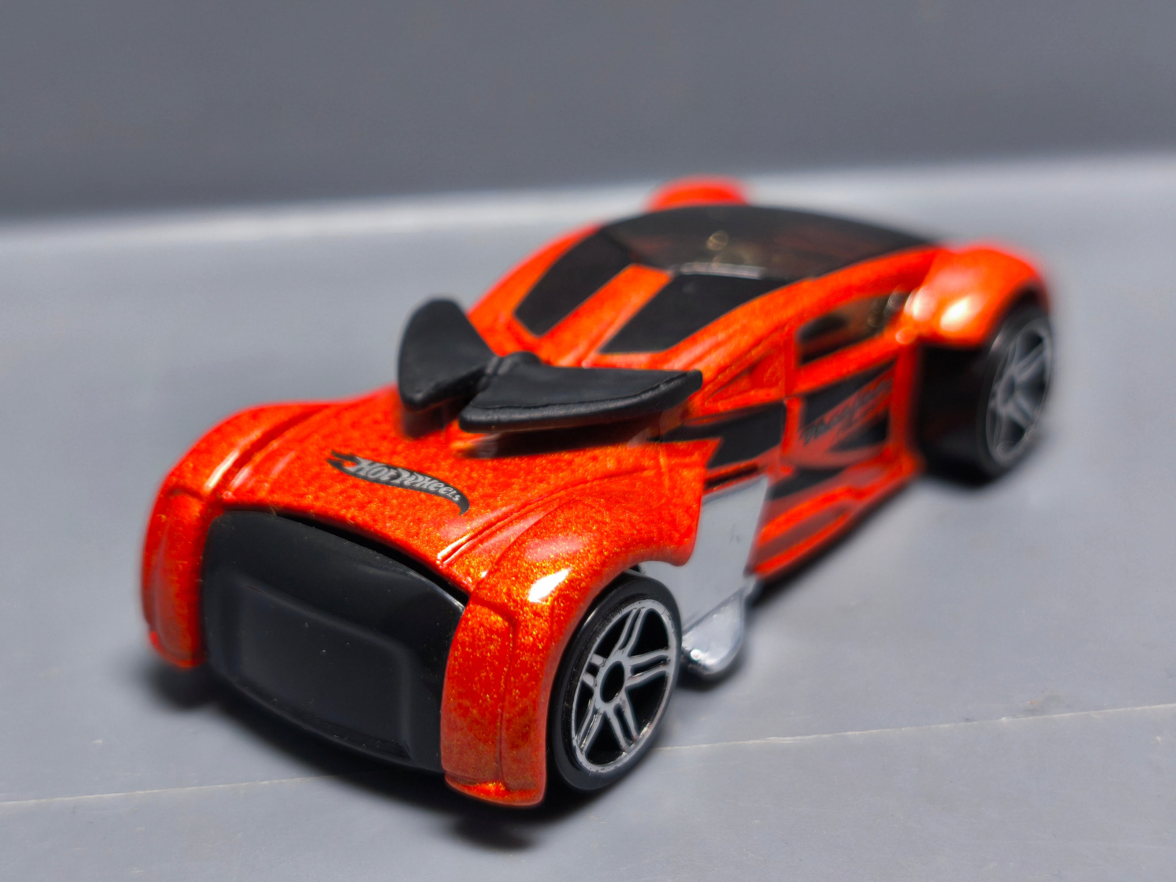 Hot Wheels Phantom racer version orange métallisé 2005-177 (A09)