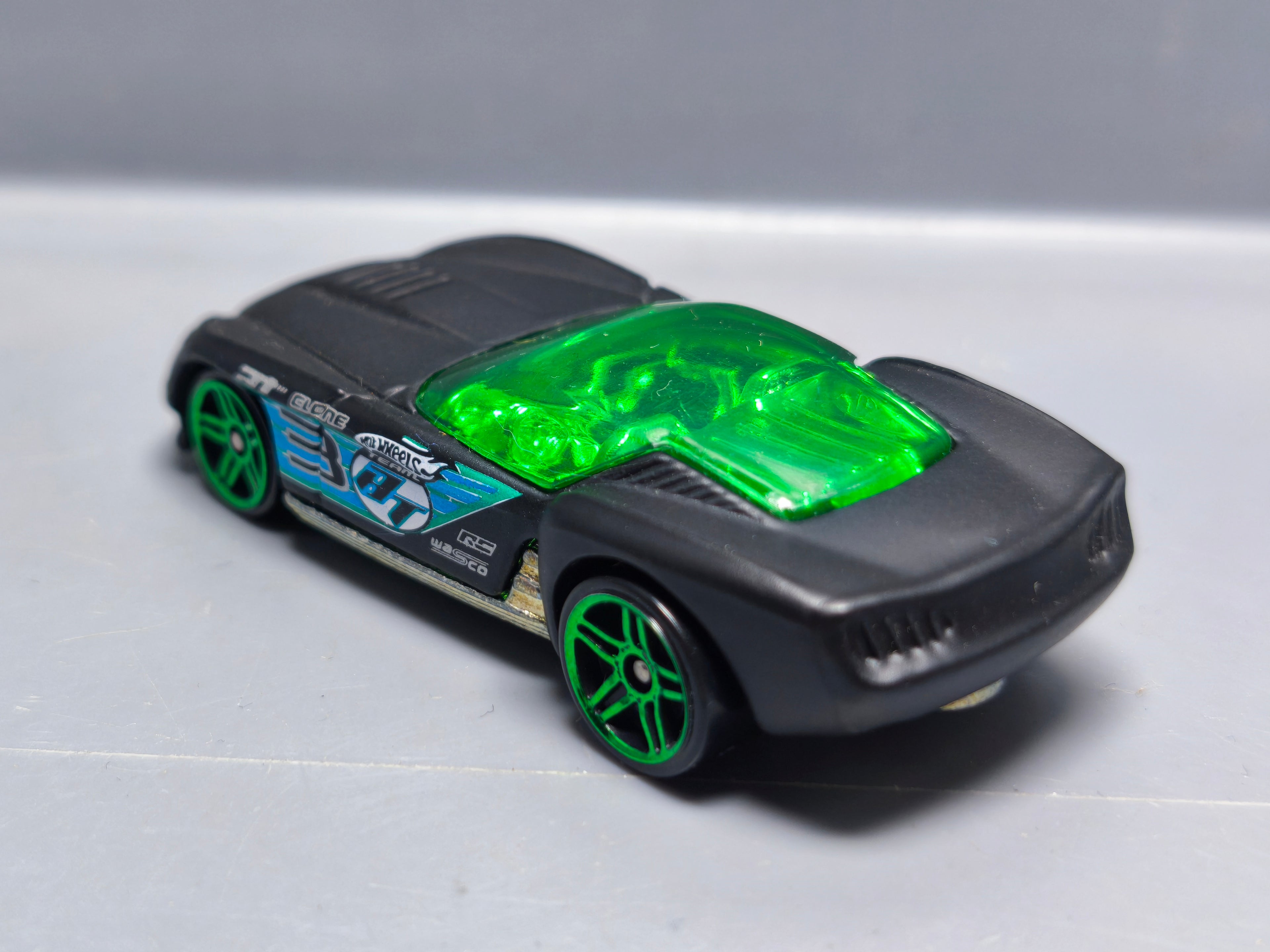 Hot Wheels Pony-Up 2005 multipack  (A09)
