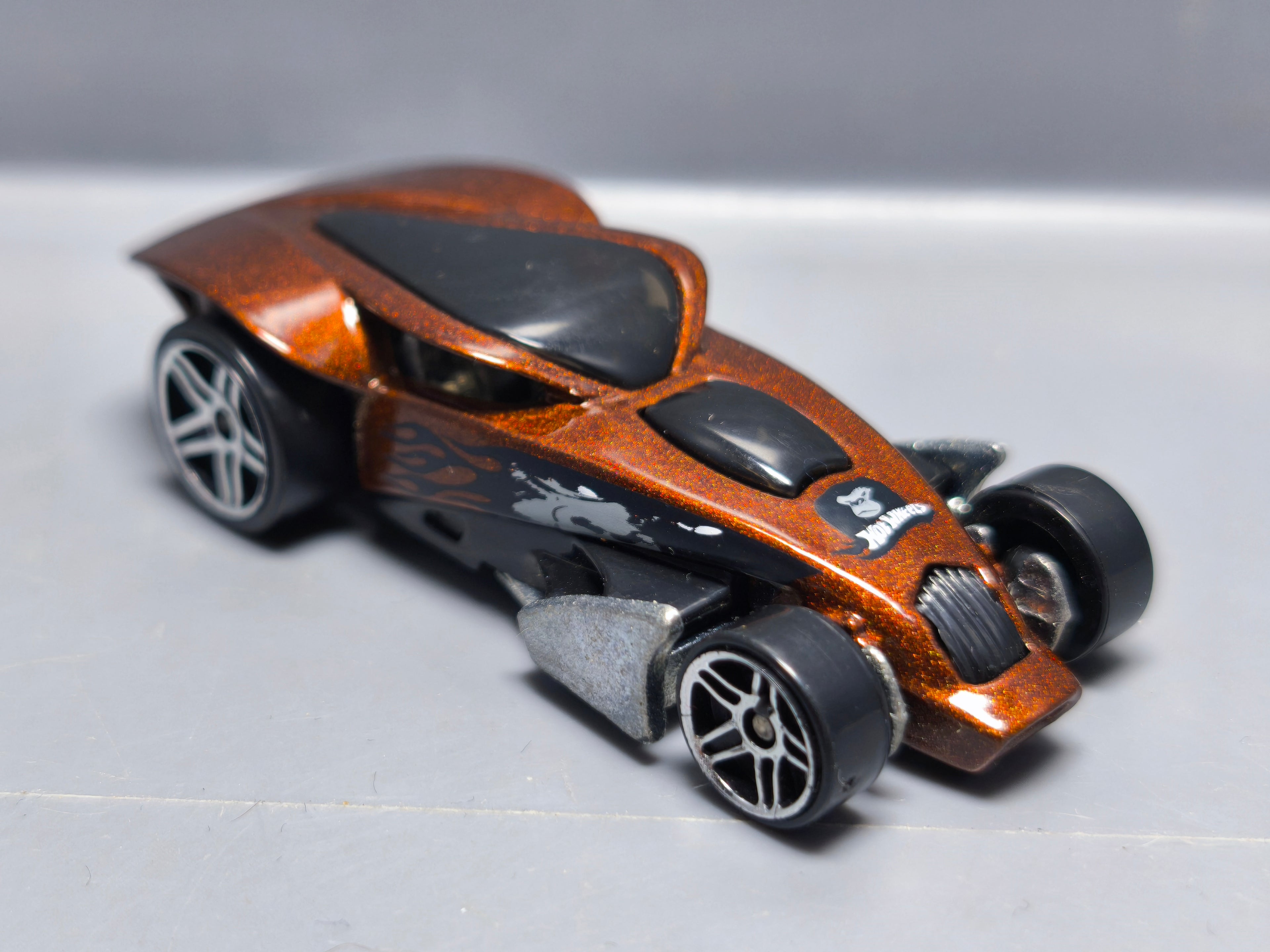 Hot Wheels  Brutalistic 2005 multipack   (A09)