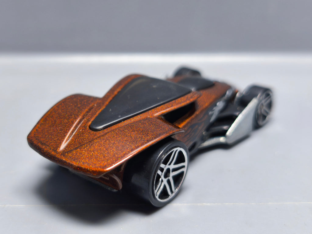 Hot Wheels  Brutalistic 2005 multipack   (A09)