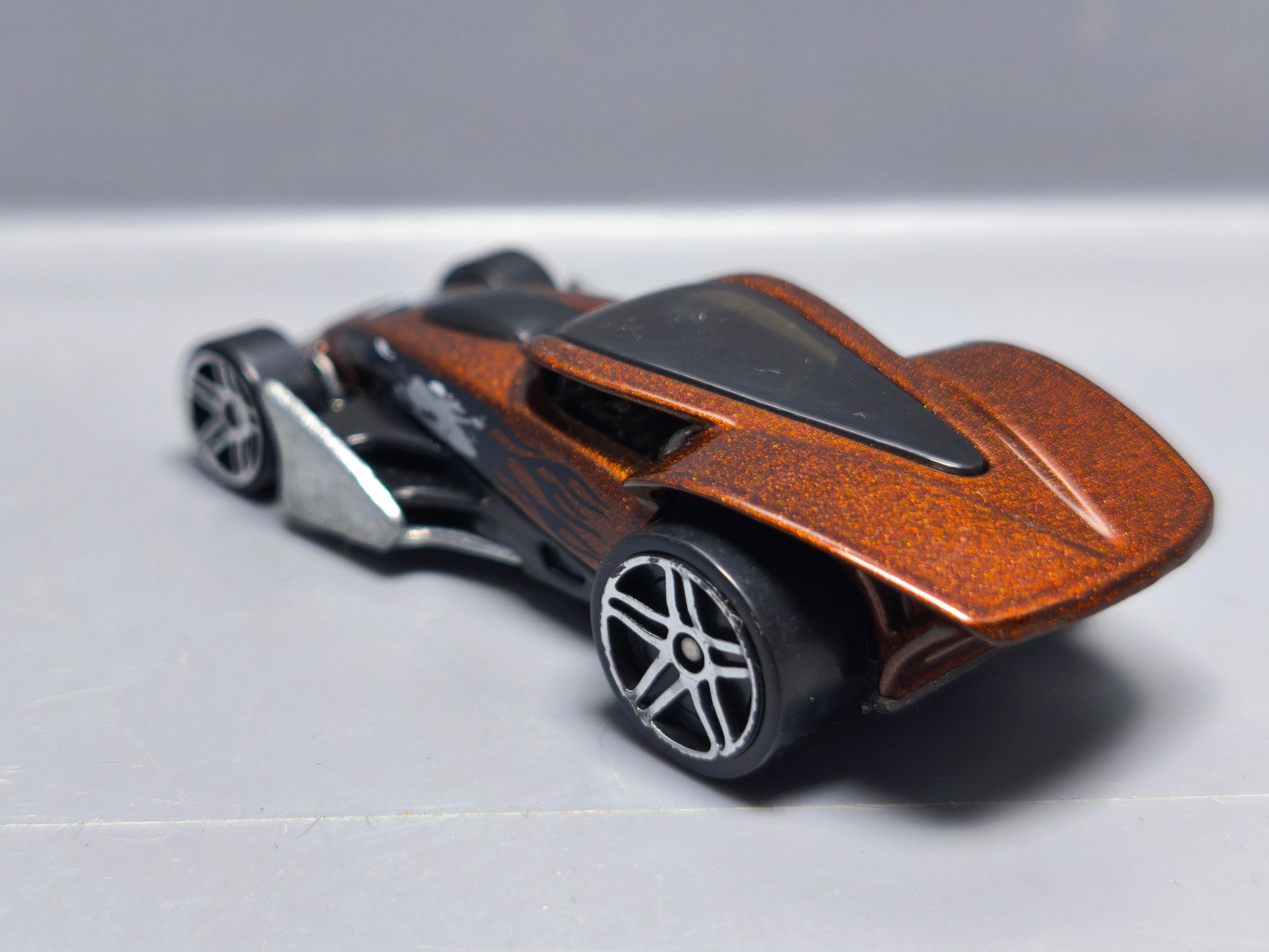 Hot Wheels  Brutalistic 2005 multipack   (A09)