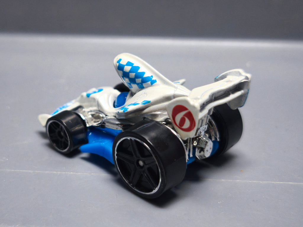 Hot Wheels Tarmac attack 2013-130  (A10)
