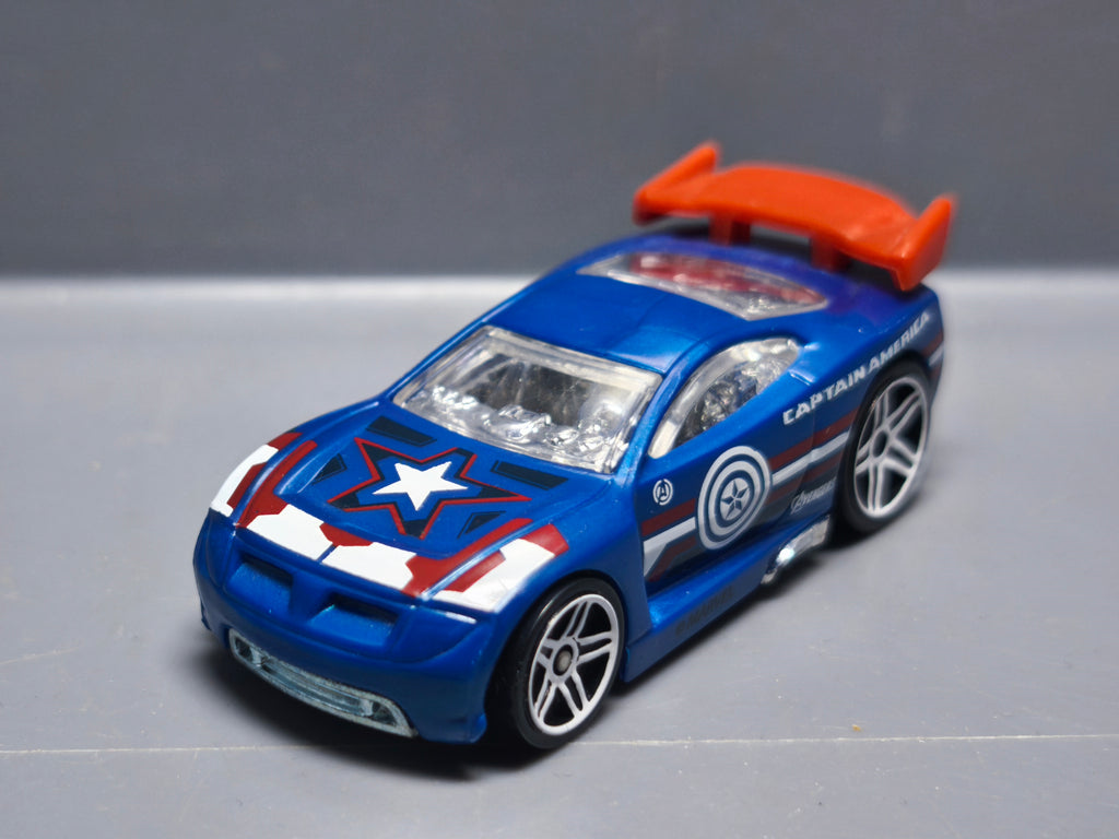 Hot Wheels 2015 Avengers Power Rage (A10)