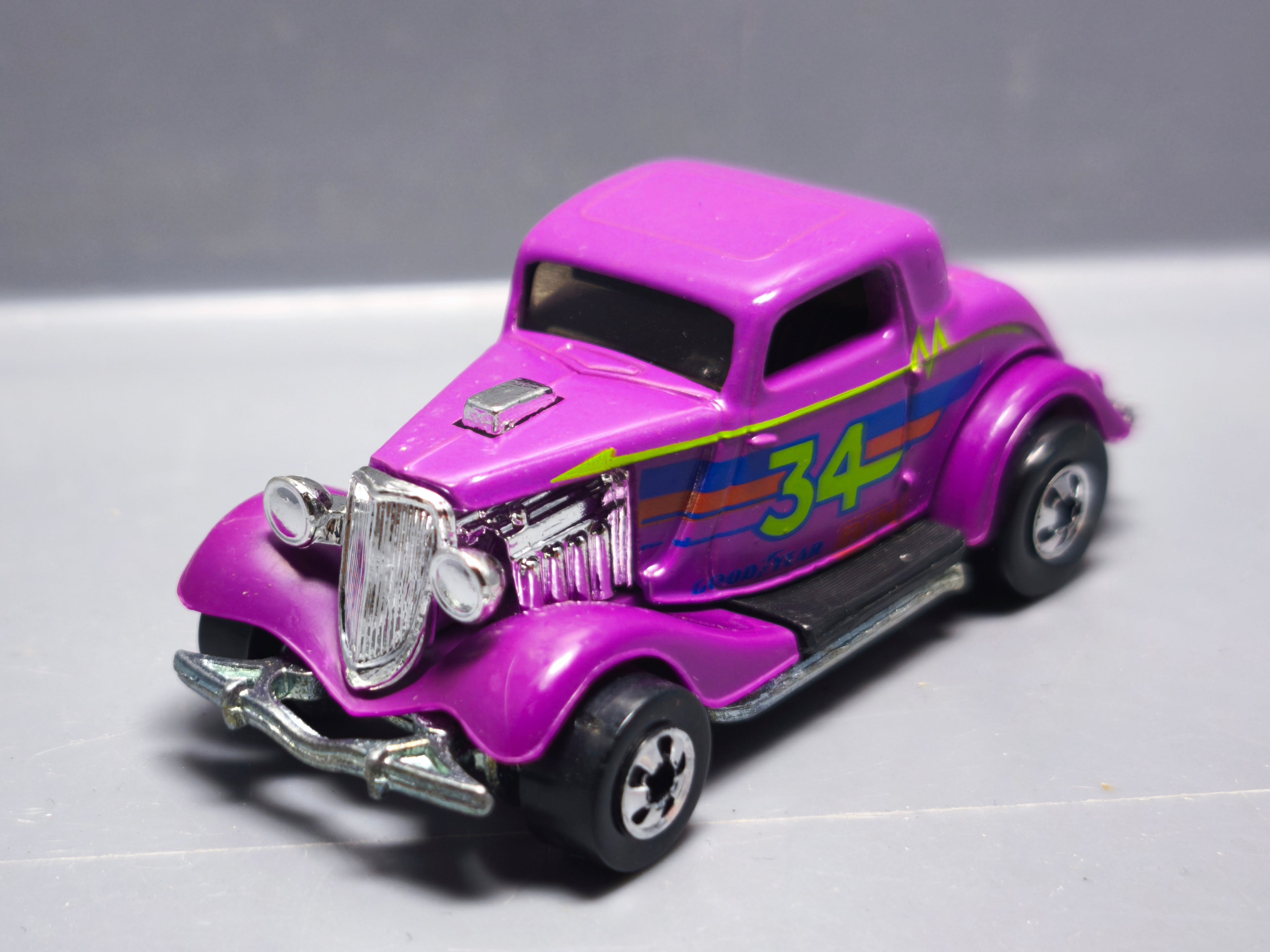 Hot Wheels 3-Window '34 1990-057 (A10)