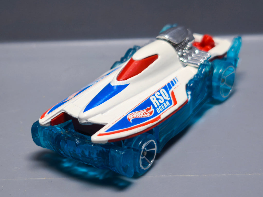 Hot Wheels Mad splash 2016- 214  (A11)