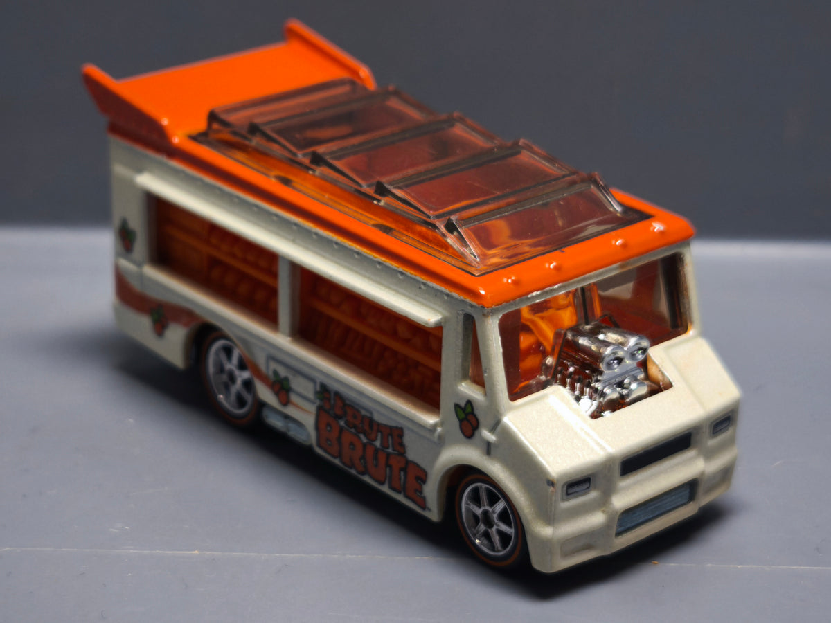 Hot Wheels 2014 general mills Smokin grille    (A11)