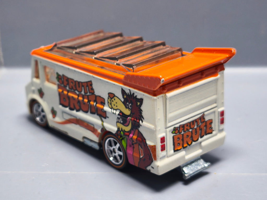 Hot Wheels 2014 general mills Smokin grille    (A11)