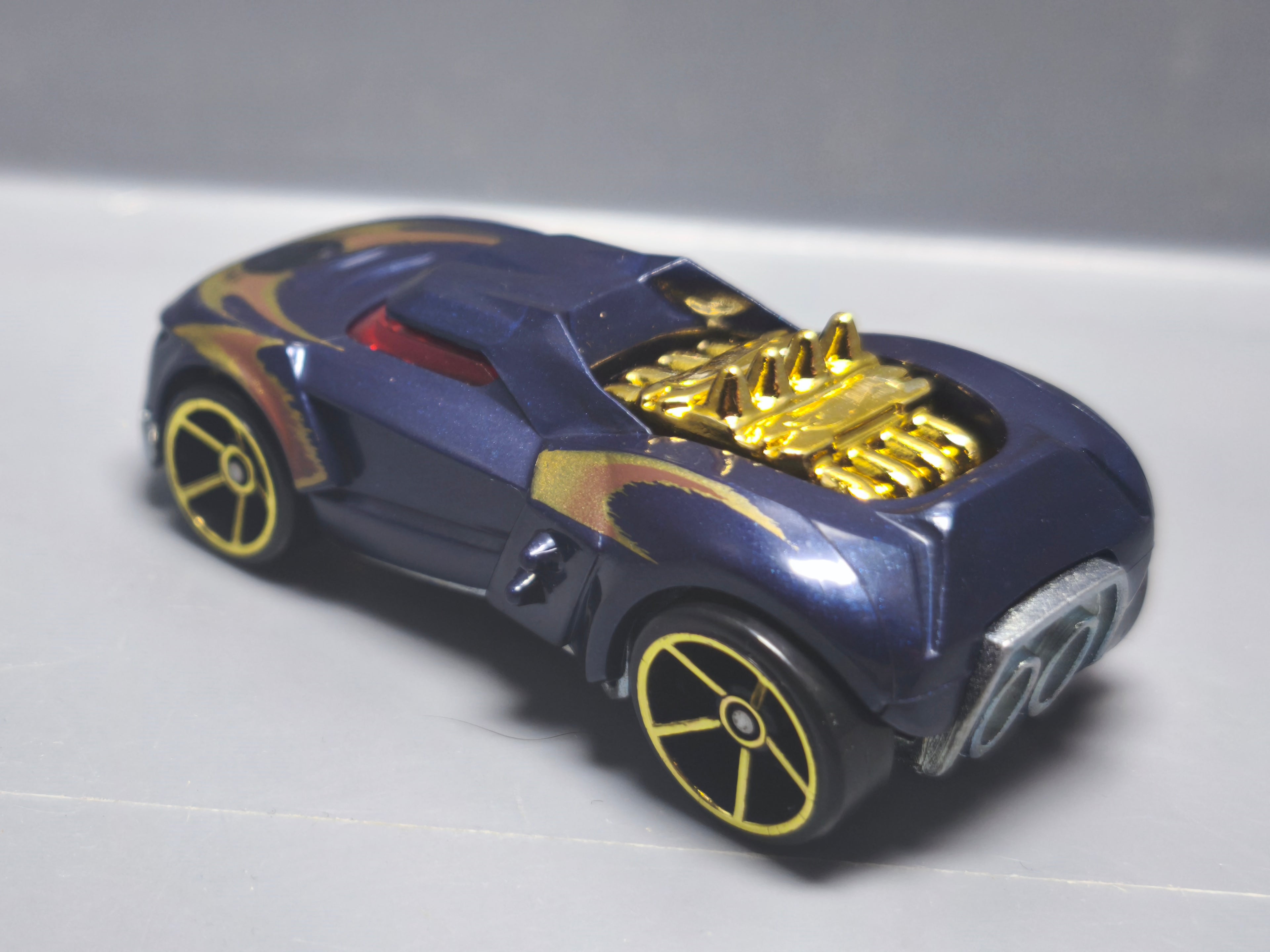 Hot Wheels Growler 2012-007 (A12)