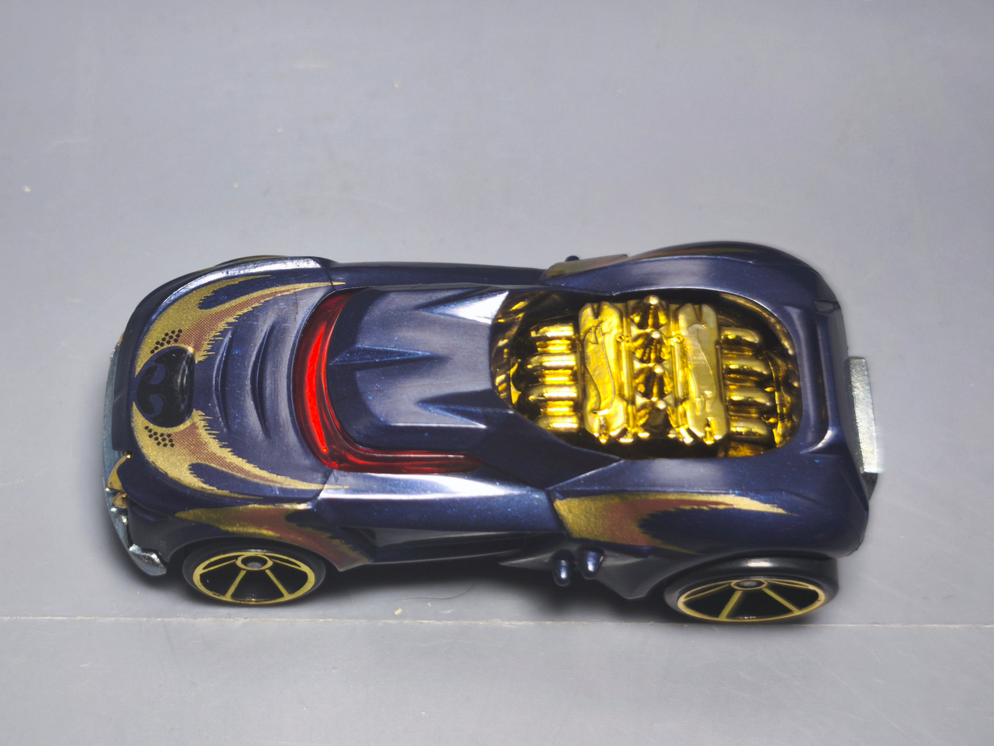 Hot Wheels Growler 2012-007 (A12)